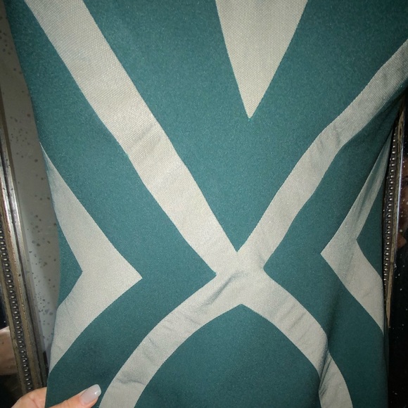 Emerald Green Silk Mikael D Gown size 2 - Picture 5 of 8